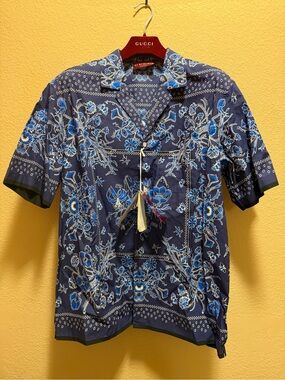 New Authentic Gucci Logo Button Up Floral Shirt Navy White Size IT 48 / US M